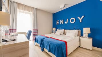 Standard Double or Twin Room | In-room safe, desk, soundproofing, iron/ironing board