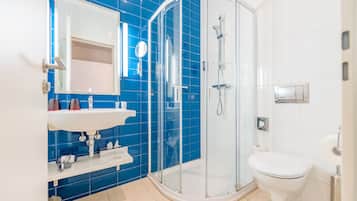 Free toiletries, hair dryer, towels