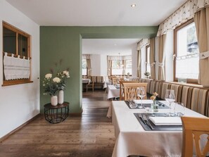 Dining - Hotel Vier Jahreszeiten (Kaprun)