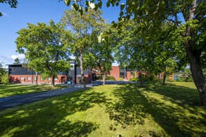 Entrée de l’hébergement