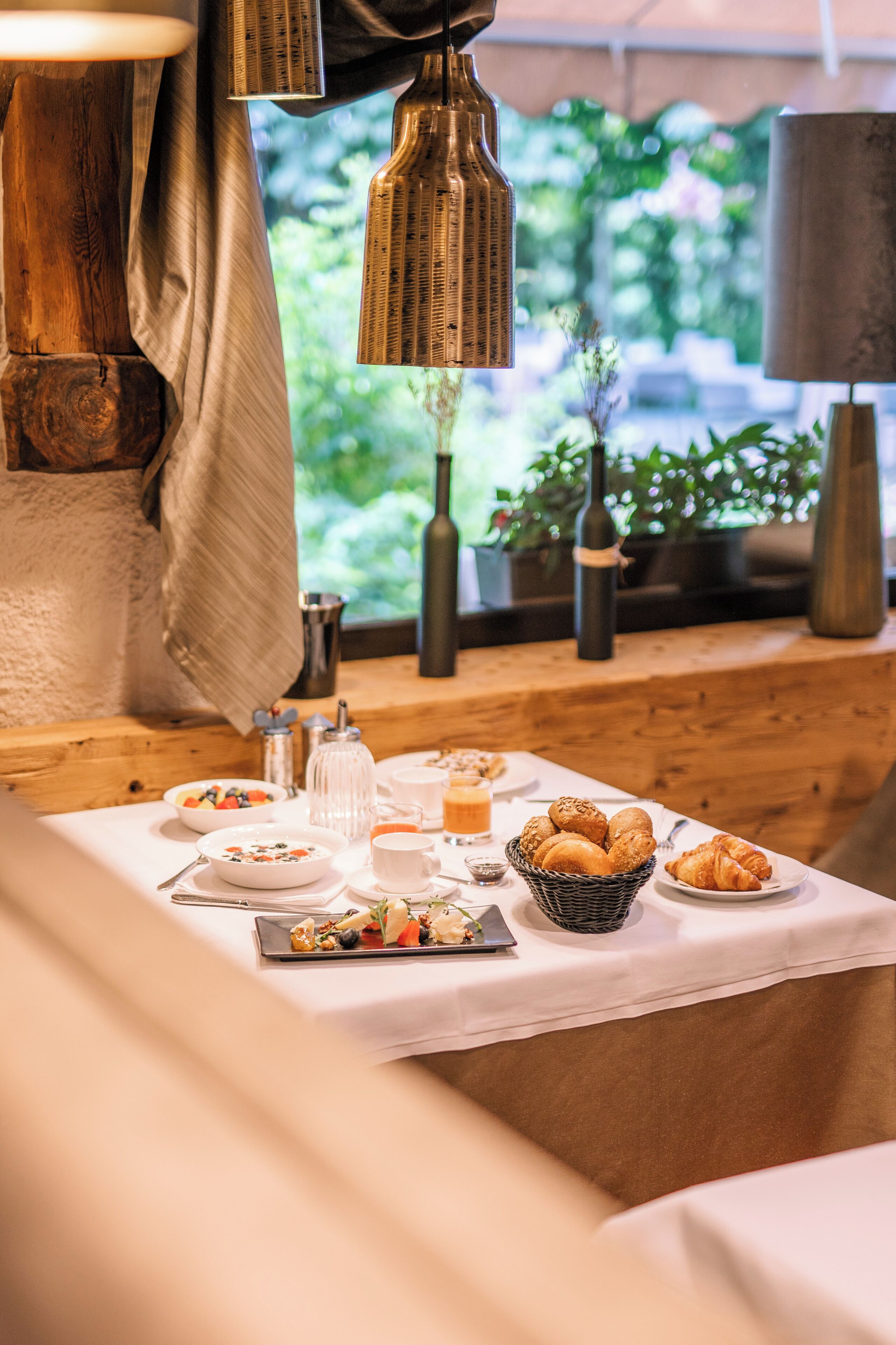 Ilmainen päivittäinen mannermainen aamiainen 