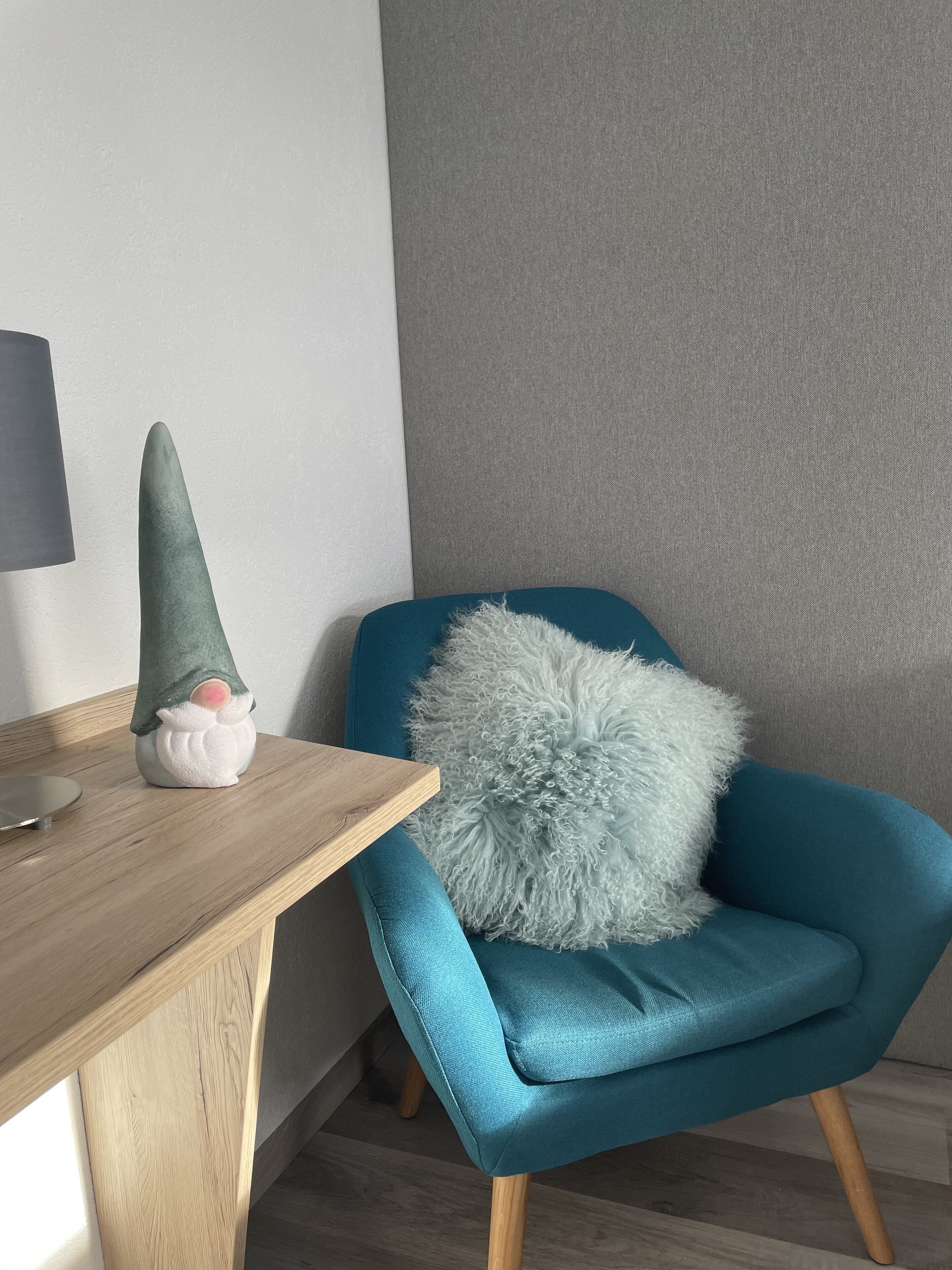 classic double room, 1 queen bed, balcony, mountain view | living area | tv