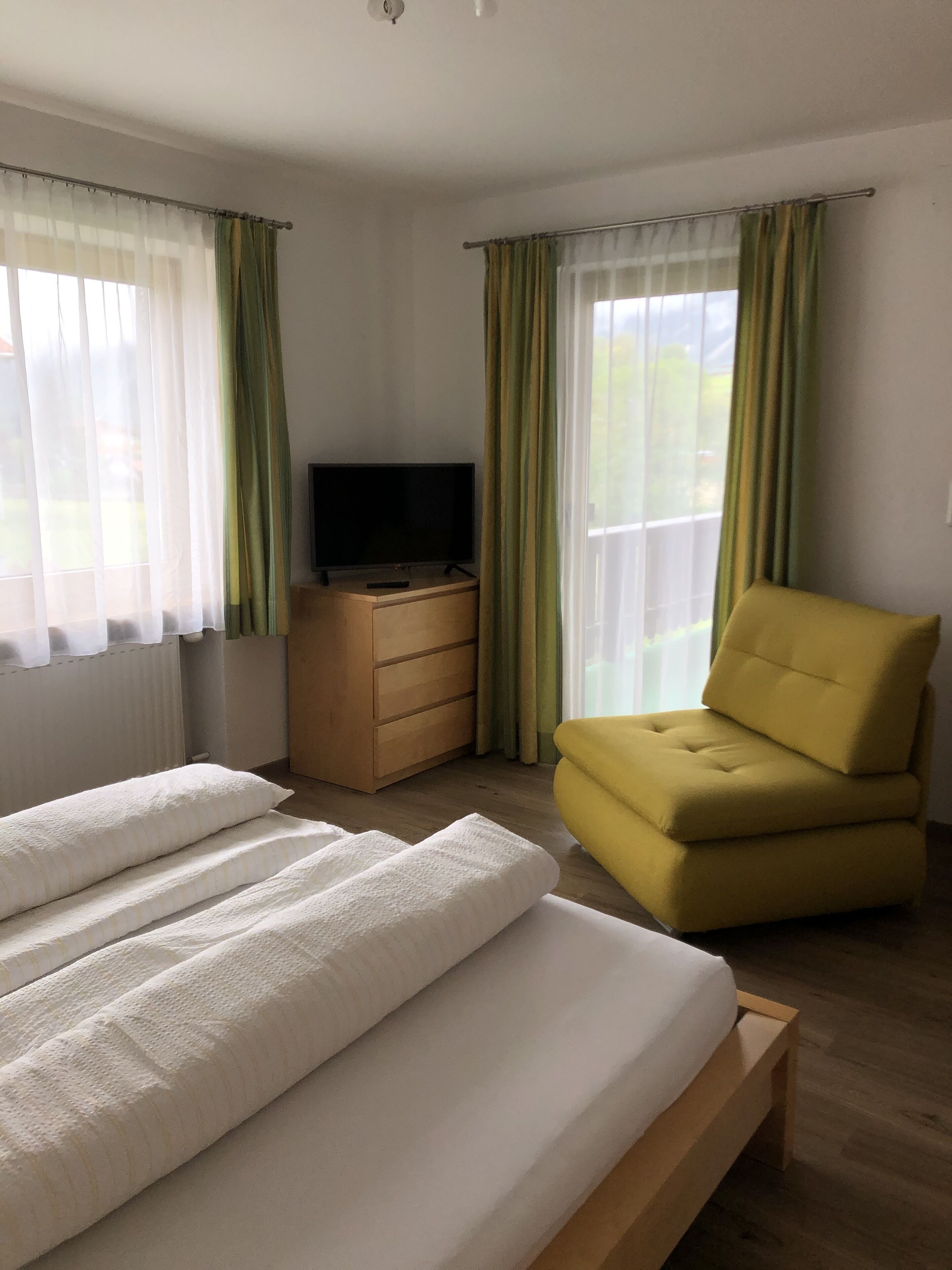 apartment sonnenspitze | soundproofing, free wifi, bed sheets