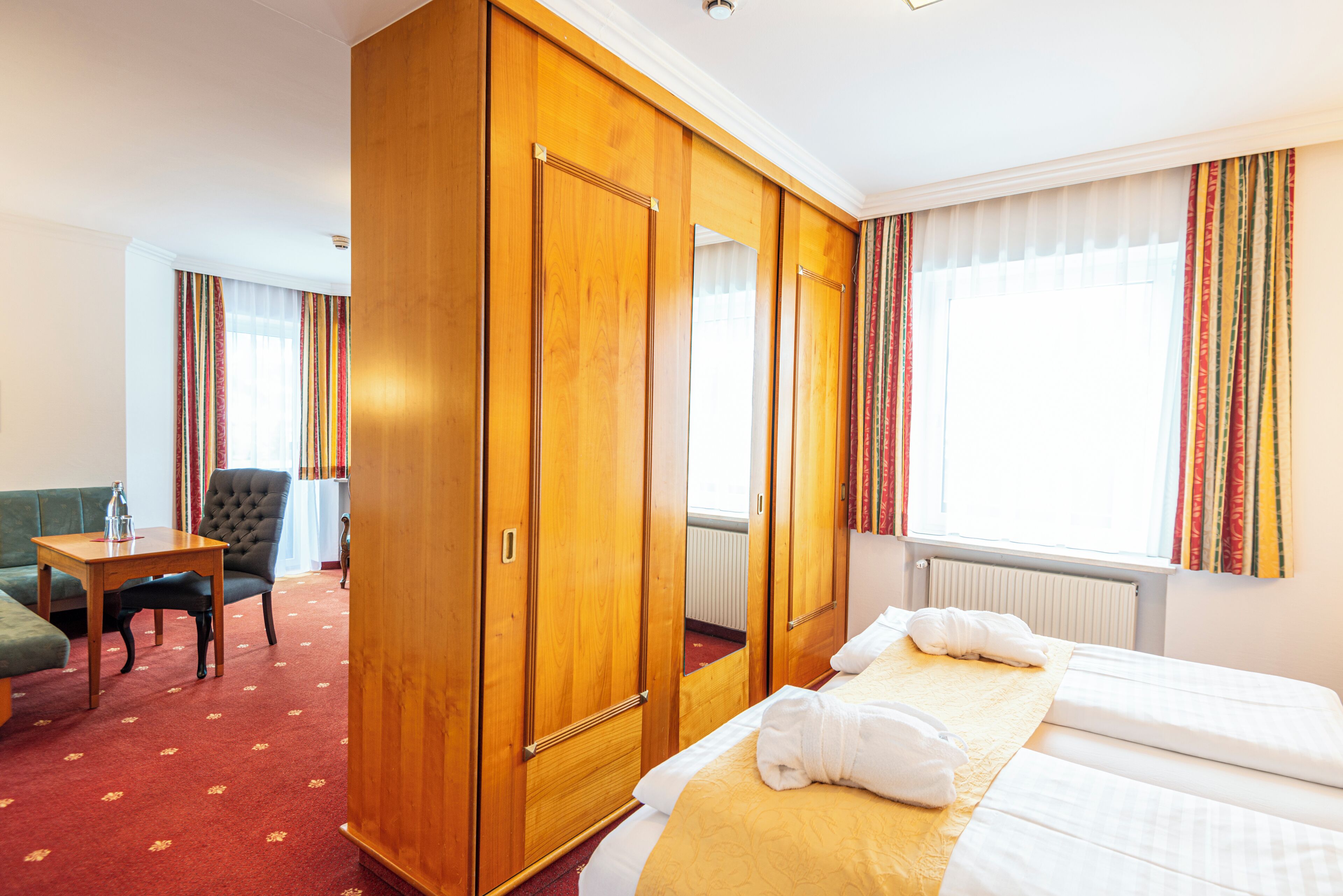 junior suite | hypo-allergenic bedding, in-room safe, individually decorated