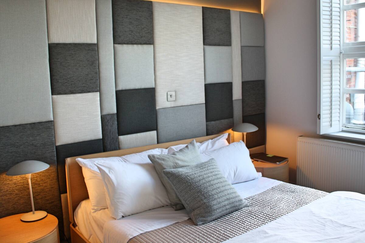 Double Room, Ensuite (Moorea Room)