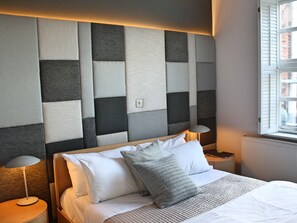 Chambre Double, salle de bains attenante (Moorea Room)