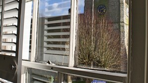 Uklassifisert bilde, 4 av 22, knapp