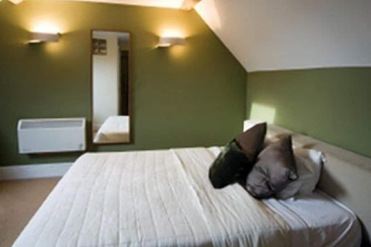 Double Room, Ensuite (Coco Room)