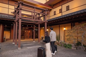 Entrée de l’hébergement