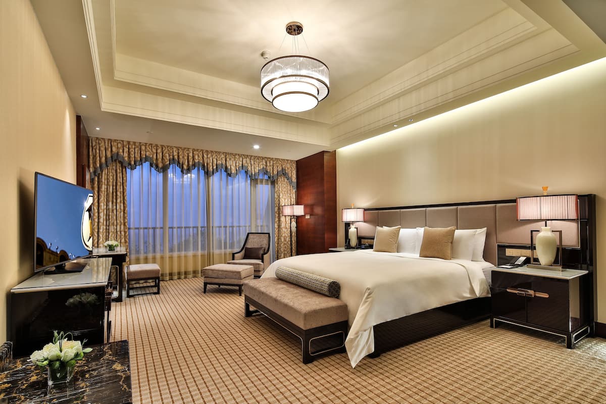 1 bedroom, minibar, in-room safe, desk