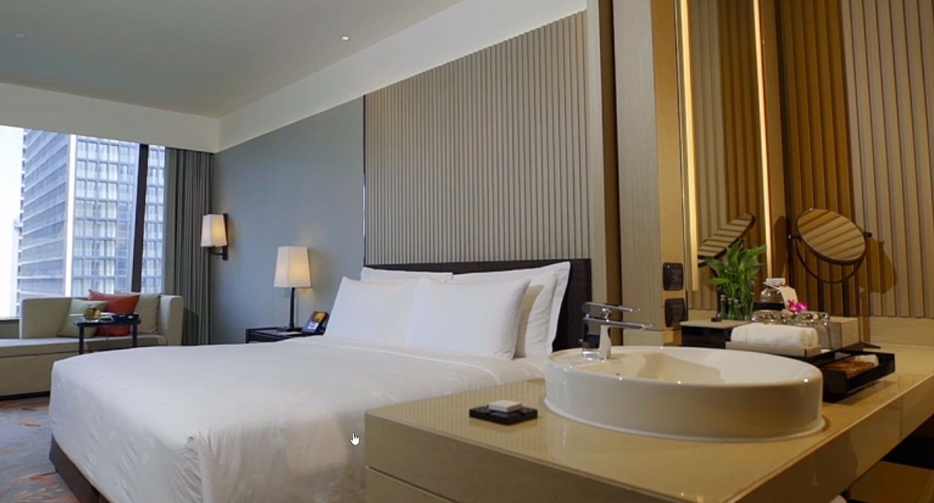 Egyptian cotton sheets, premium bedding, pillowtop beds, minibar