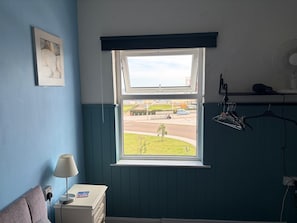 Miscellaneous - Henry's On The Prom (Great Yarmouth)