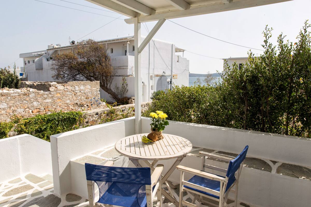 Apartamento, vistas parciales al mar | Vistas desde la habitación