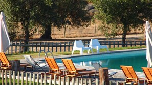 Piscina a l'aire lliure de temporada 