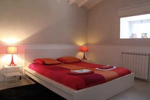 Standard House | Free cribs/infant beds, bed sheets - Quinta dos Ribeiros (Nisa)