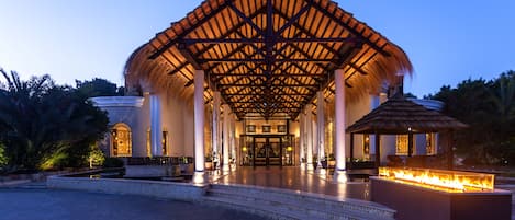 Facciata della struttura