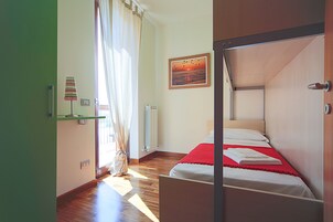 标准公寓, 2 间卧室 | 婴儿床、床单、轮椅无障碍