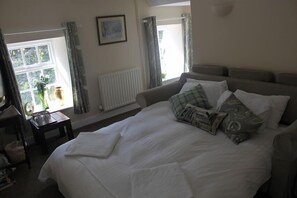 Individually decorated, individually furnished, iron/ironing board - The Manifold Inn (Buxton)