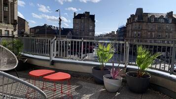 Superior Apartment, 2 Bedrooms, City View (KING4) | Teres/patio