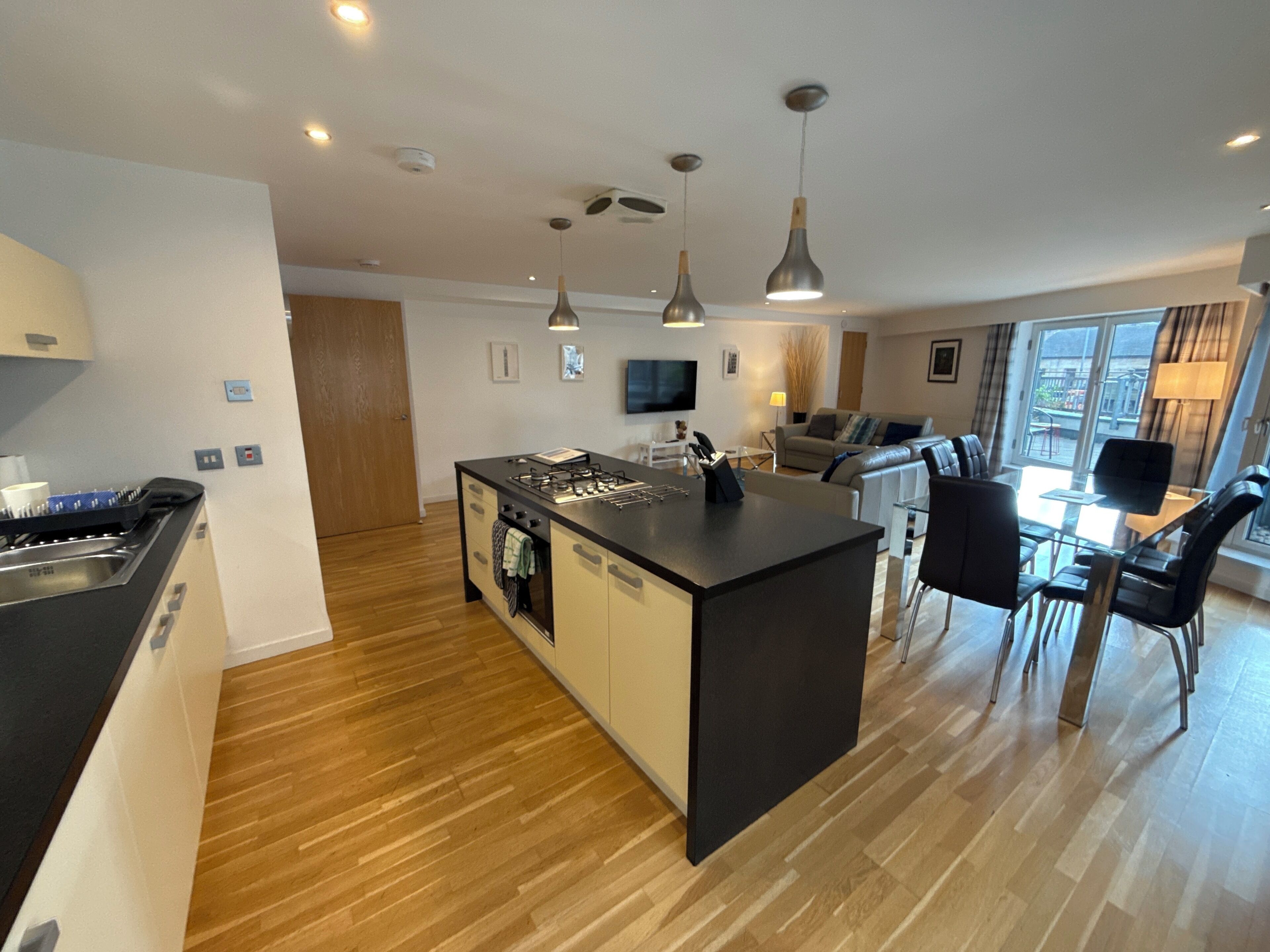 Two King Bedroom Apartment with Terrace | Private kitchen