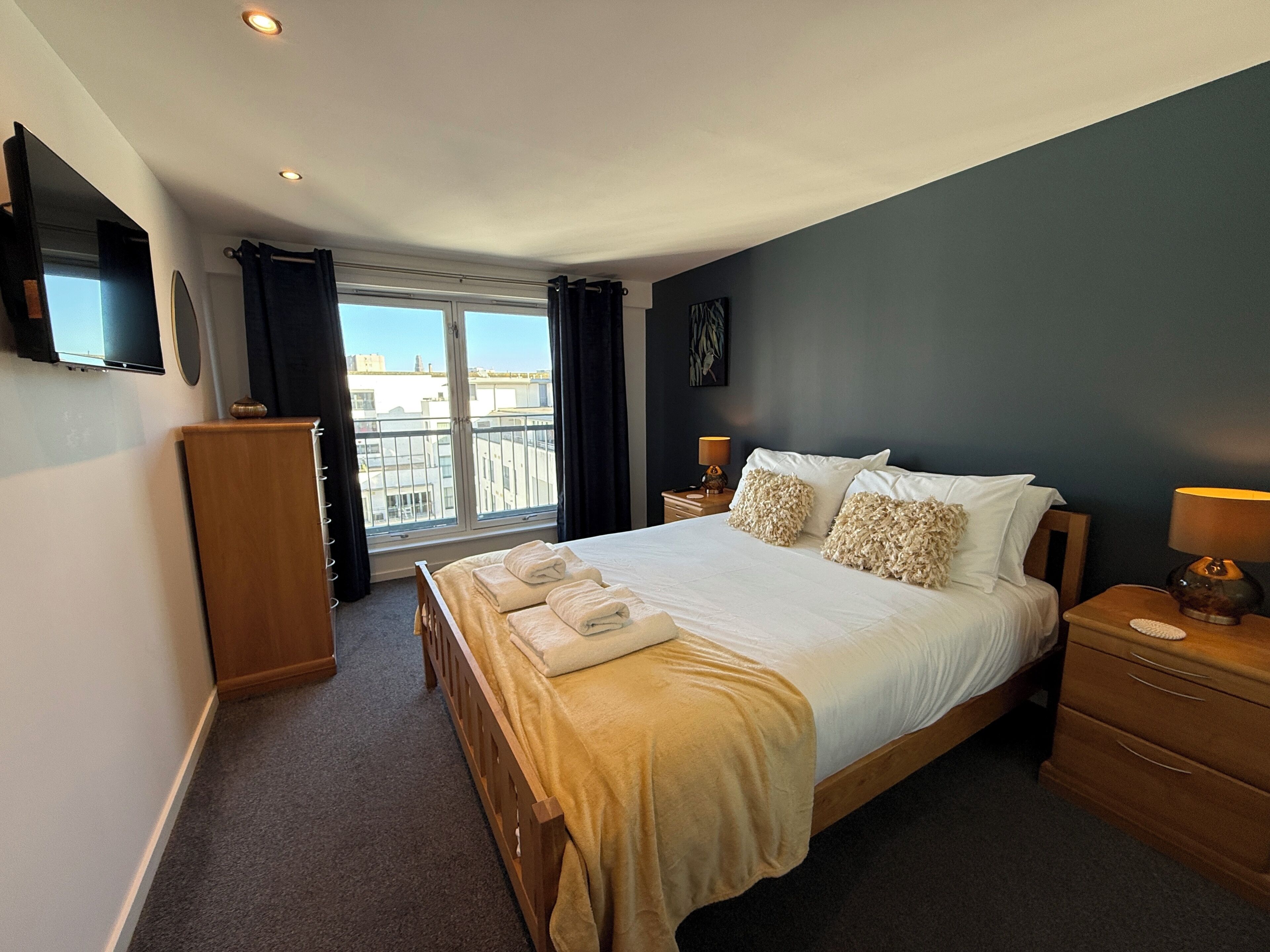 Apartment, 2 Bedrooms, City View | Individually decorated, individually furnished, laptop workspace