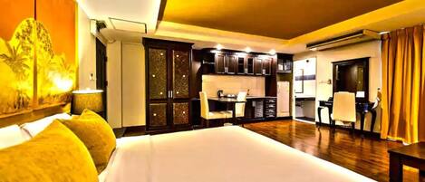 Minibar, caja de seguridad en la habitación, escritorio y wifi gratis