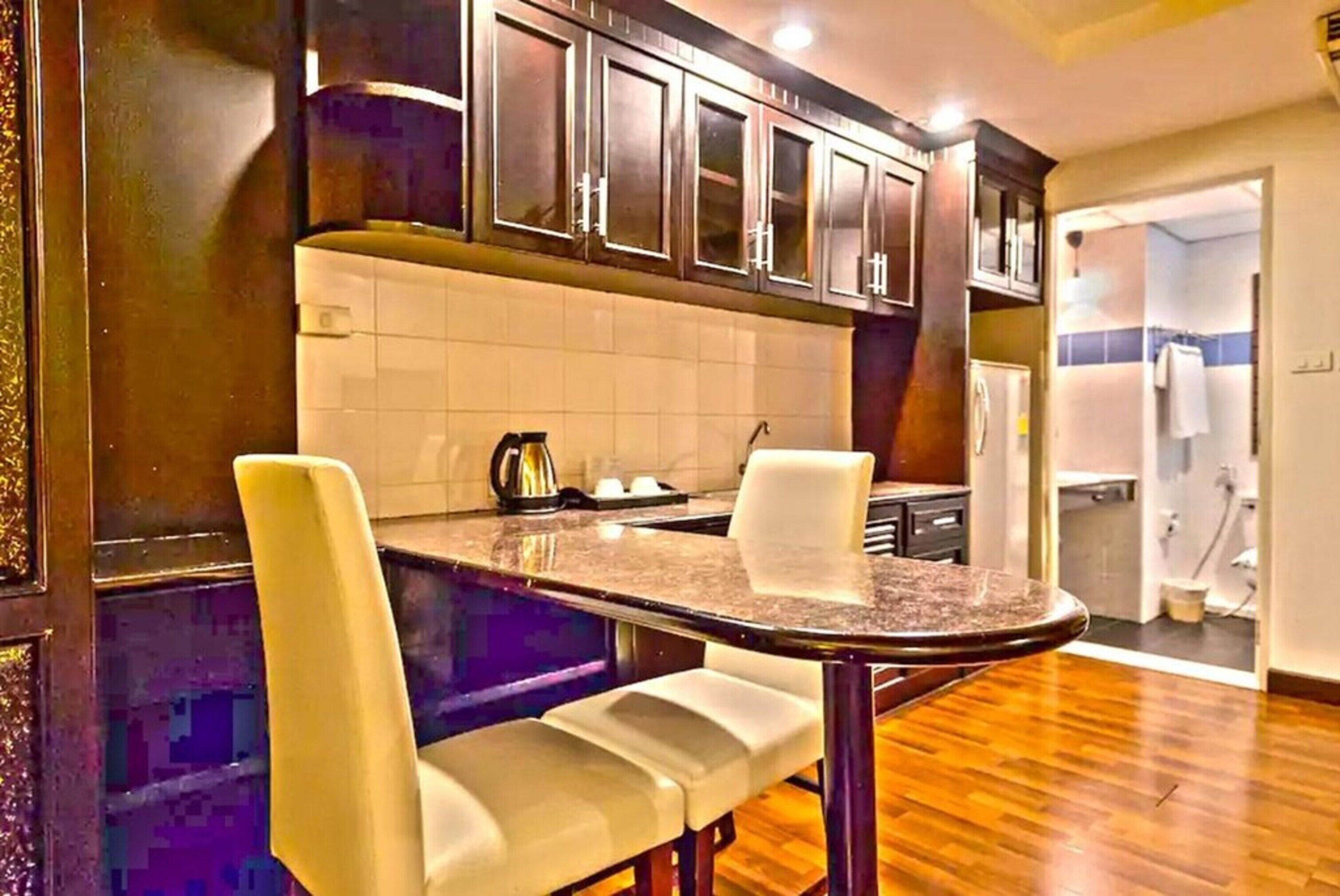Superior Room | Private kitchen | Mini-fridge