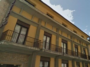 Exterior - Astor (Florence)