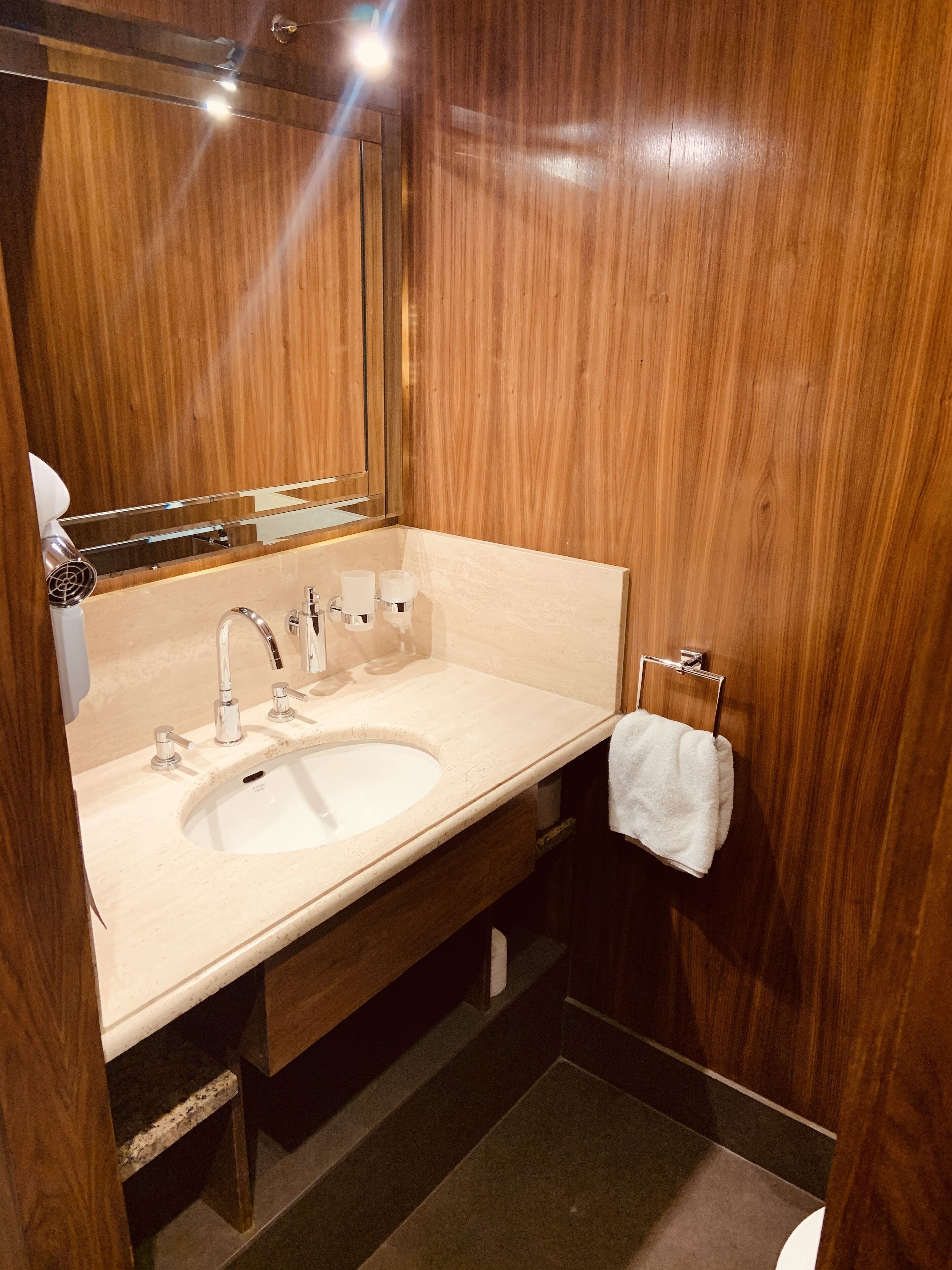 apartment, 2 bedrooms, 2 bathrooms | bathroom sink