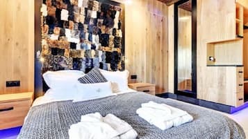1 habitación, ropa de cama de alta calidad y minibar