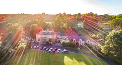 The Mustard Seed at Echo Lodge