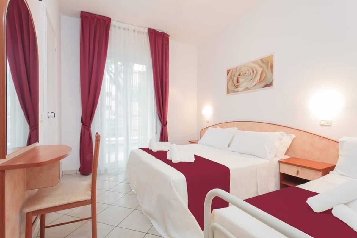In-room safe, cots/infant beds, free WiFi
