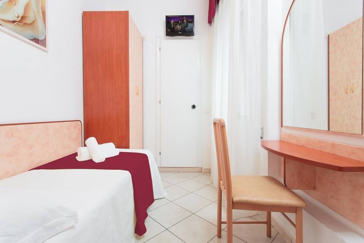 In-room safe, cots/infant beds, free WiFi