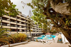 Front of property - Hotel Rey Carlos (San Bartolomé de Tirajana)