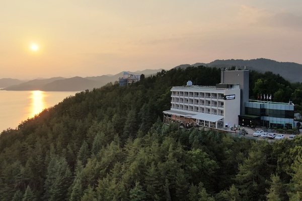 Perincian bahagian luar