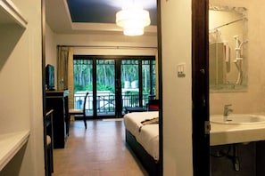 Standard Boutique | Bathroom | Shower, slippers, towels
