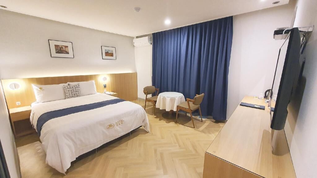 Wifi gratis y ropa de cama 
