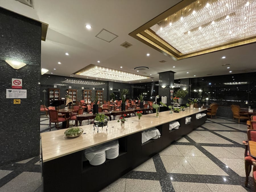 Breakfast area