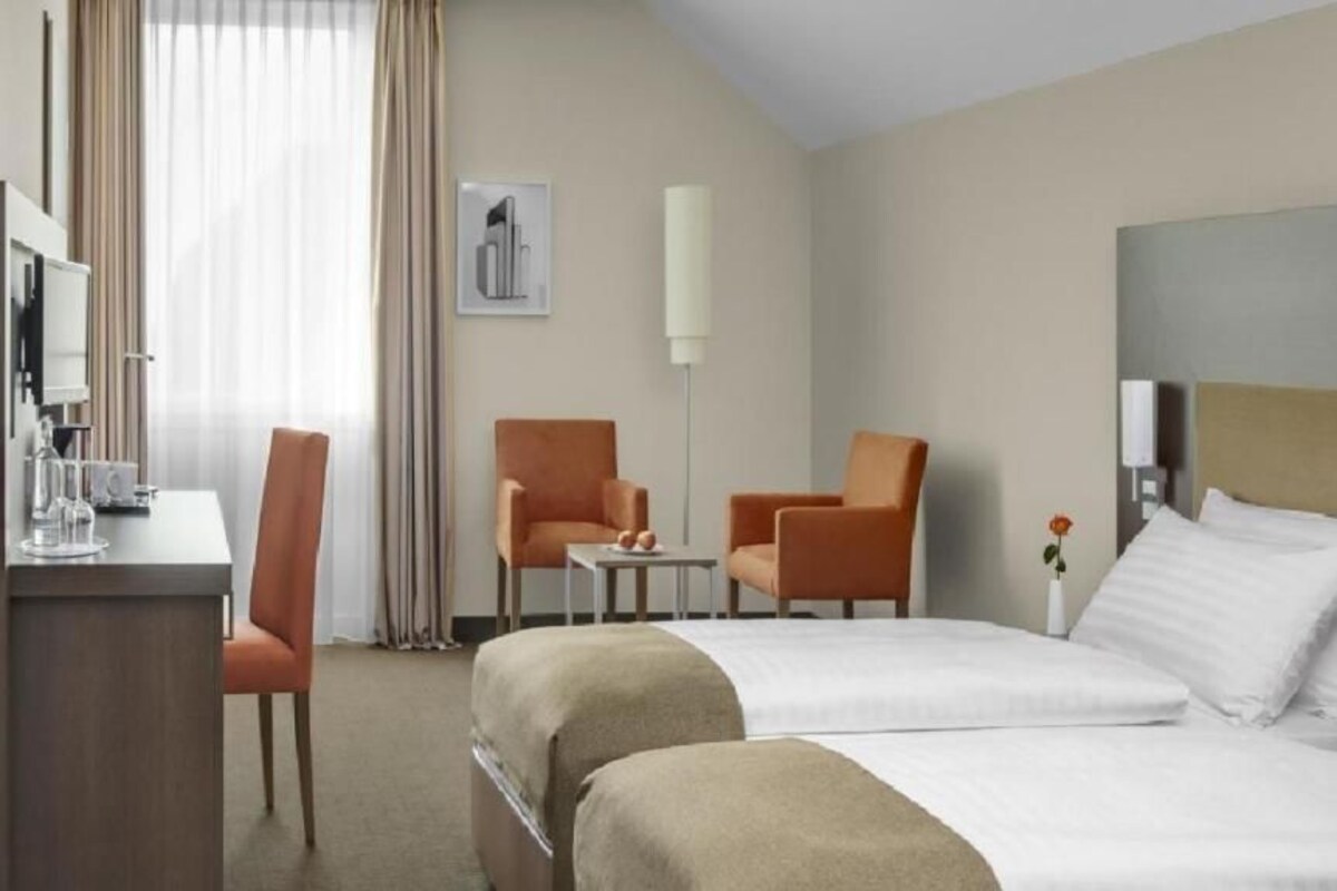 Business Twin Room