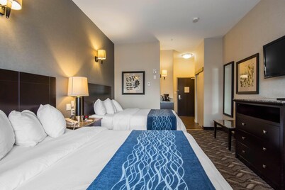 Comfort Inn & Suites