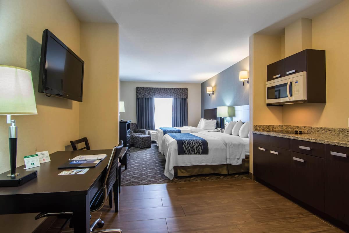 Suite, 2 Queen Beds | Desk, iron/ironing board, WiFi (free), bed sheets