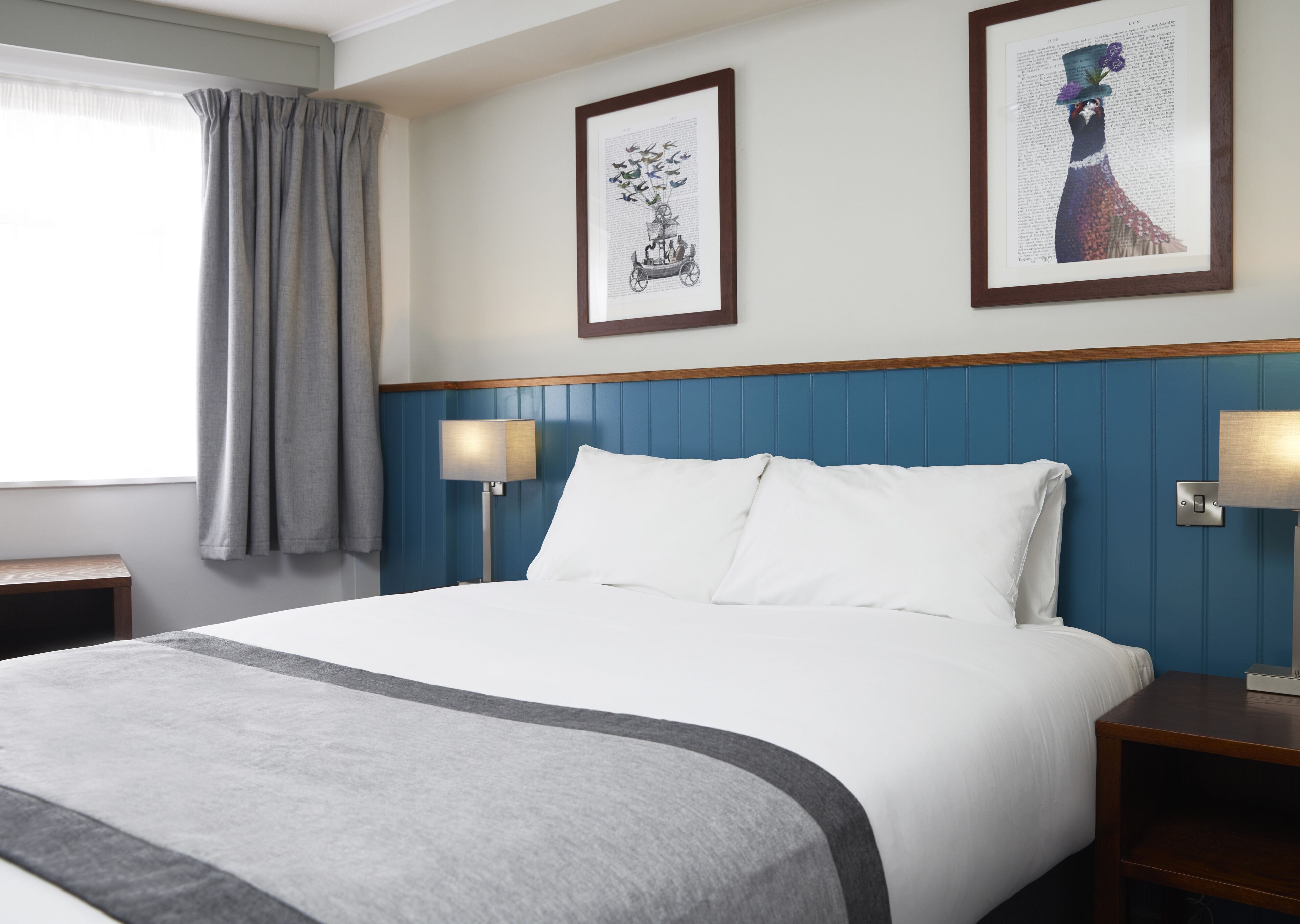 Free WiFi, bed sheets