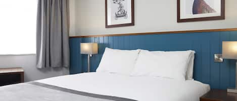 Basic Double Room, 1 King Bed