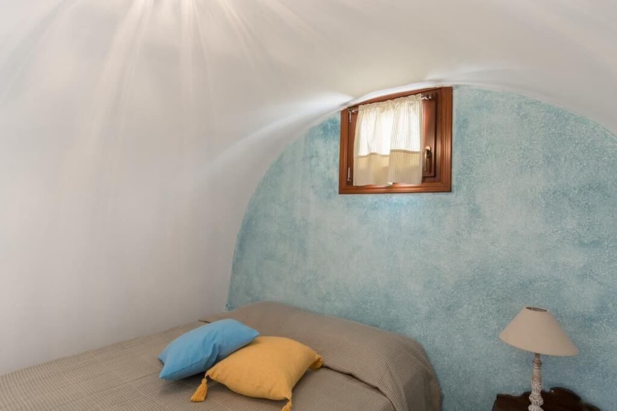 Cofres nos quartos, Wi-Fi de cortesia, roupa de cama