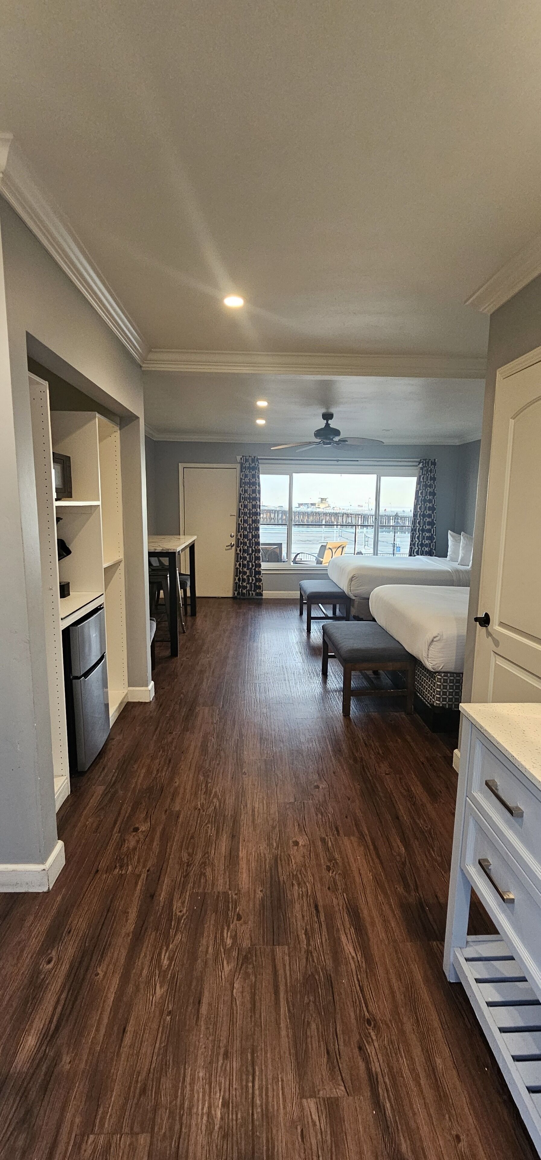 signature 2 queen bed, ocean view | free wifi, bed sheets