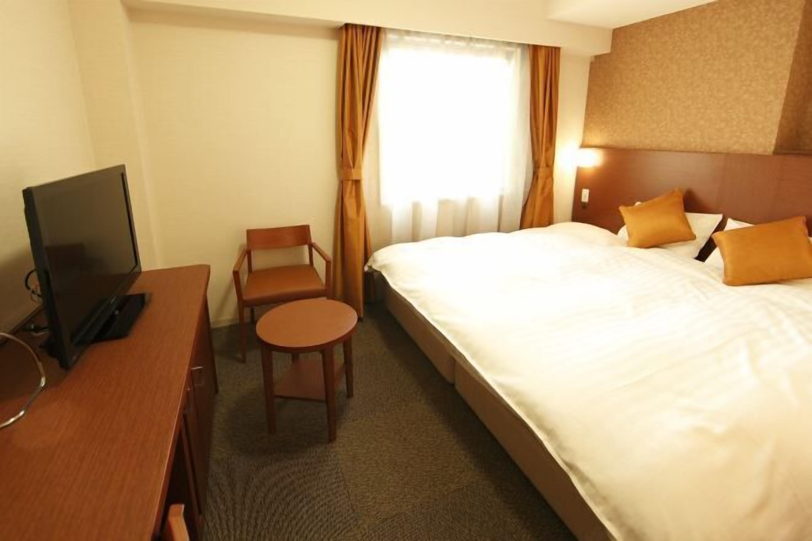 Bureau, Wi-Fi gratuit, draps fournis