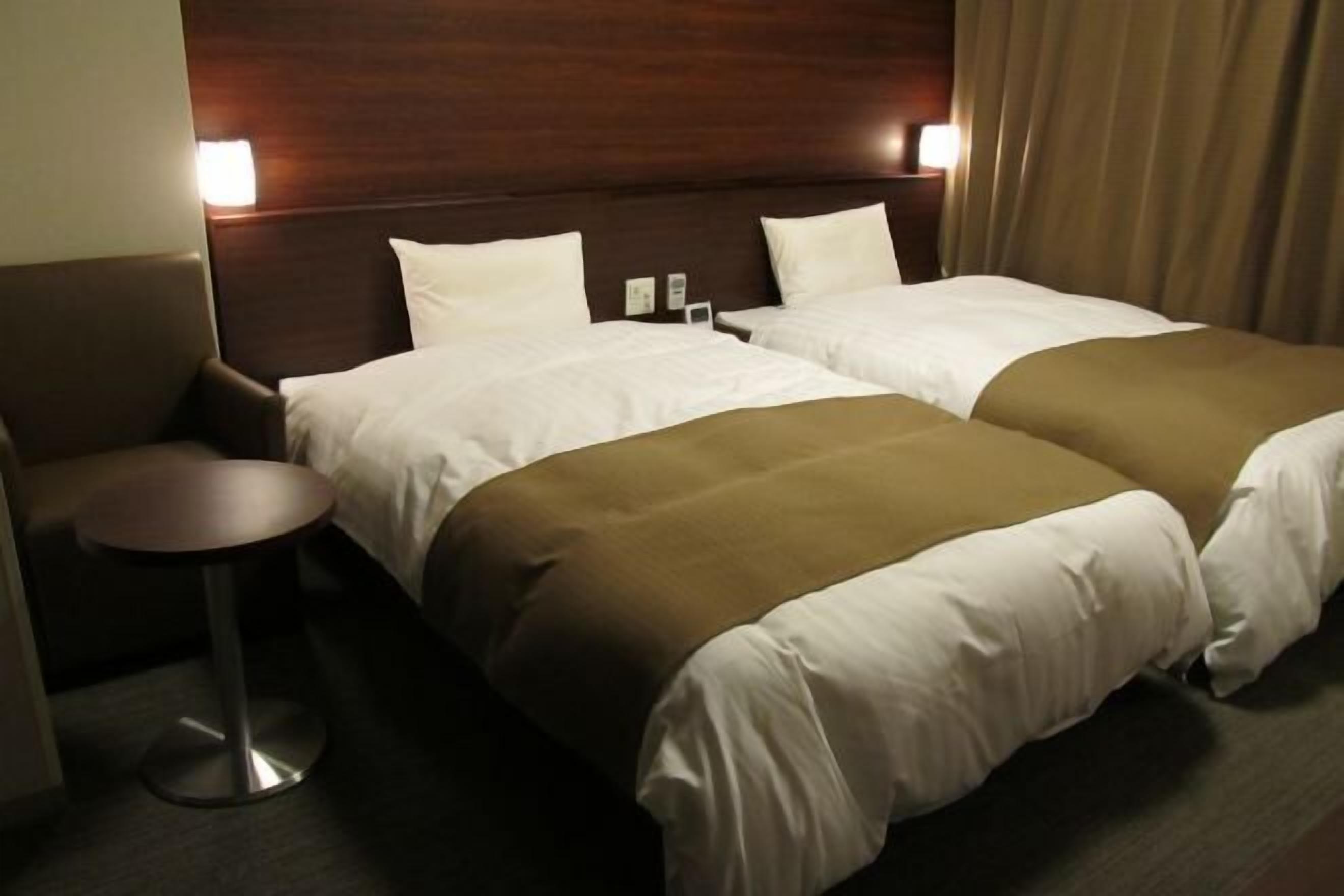 Bureau, Wi-Fi gratuit, draps fournis