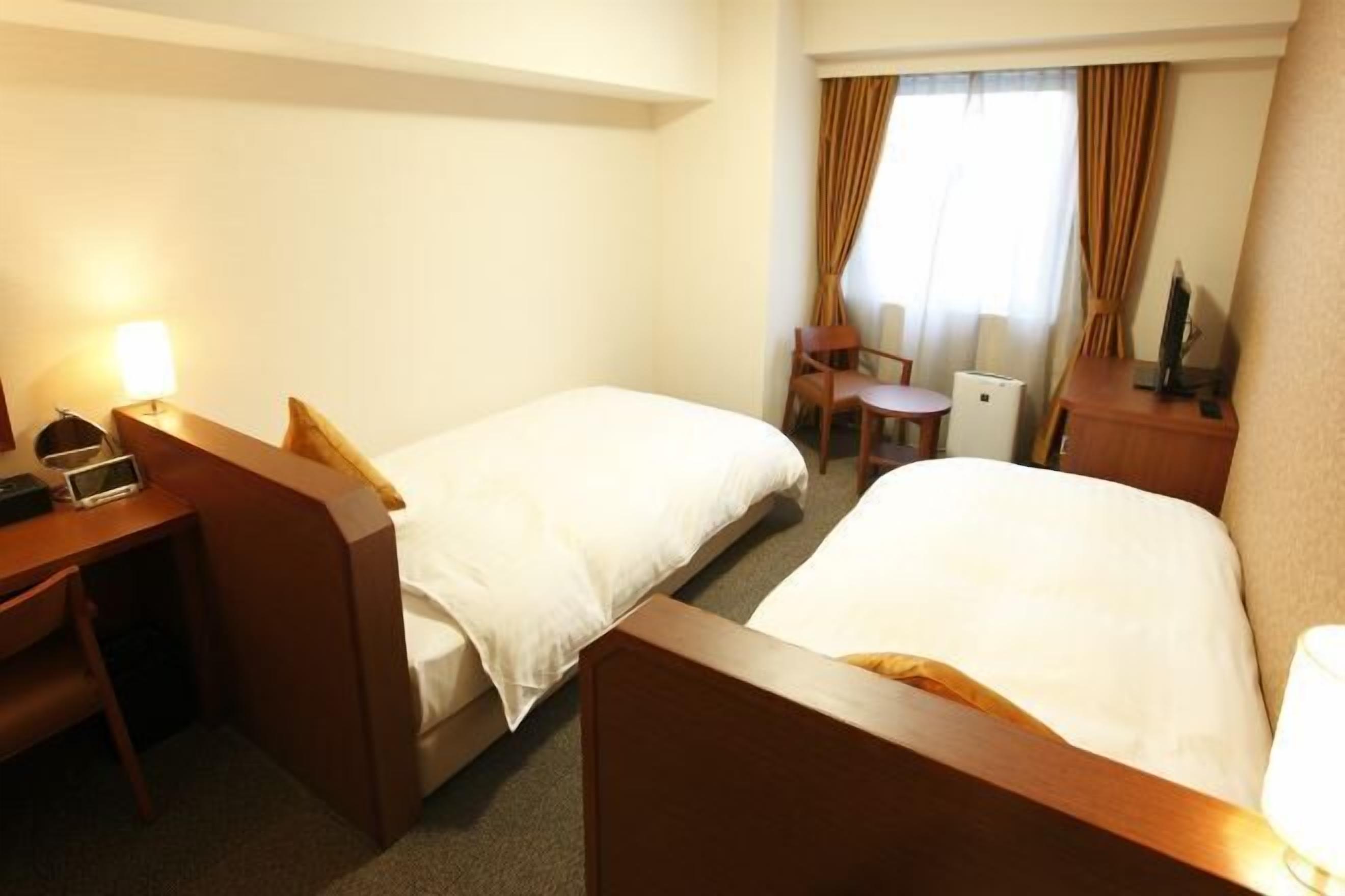 Bureau, Wi-Fi gratuit, draps fournis