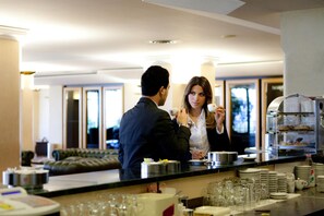 Baari (majoituspaikassa)