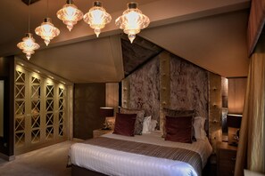 Habitació doble de luxe | Decoració individual, mobiliari individual i escriptori 